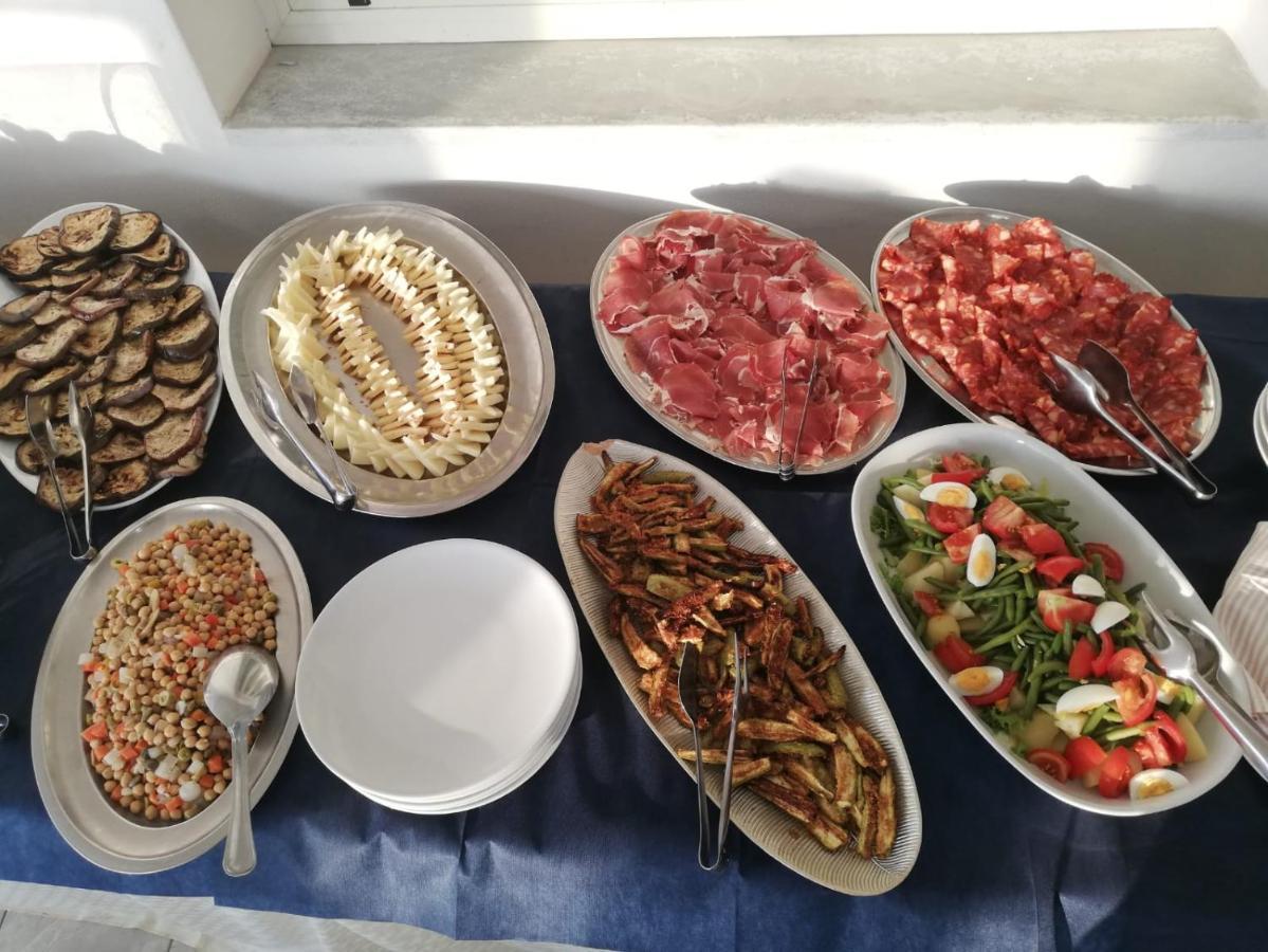Le Roccette Mare Beach Hotel & Restaurant Тропеа Екстер'єр фото